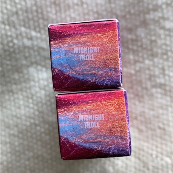 Mac Midnight Troll Lipstick - Picture 5 of 5